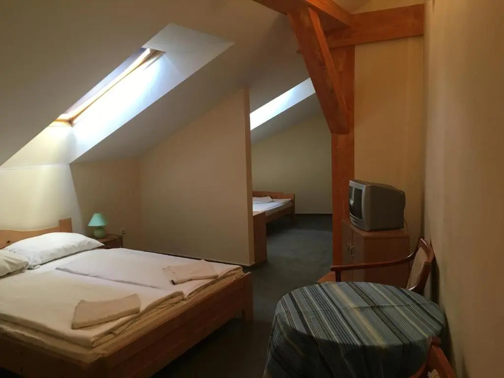 City Hotel - Chambres