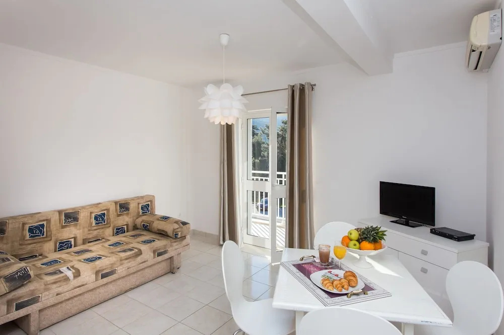 Luxury Apartment