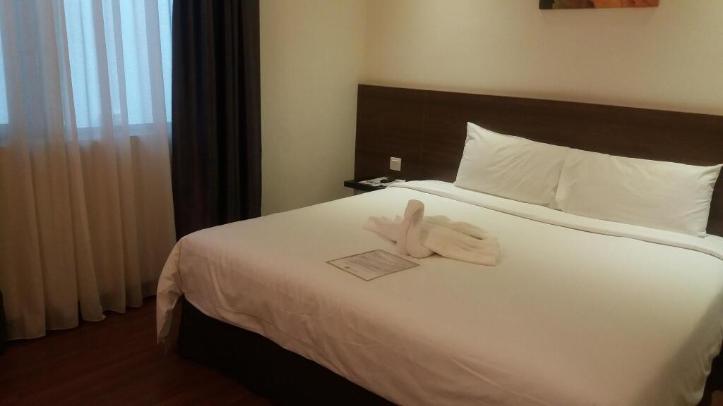 Fuller Hotel