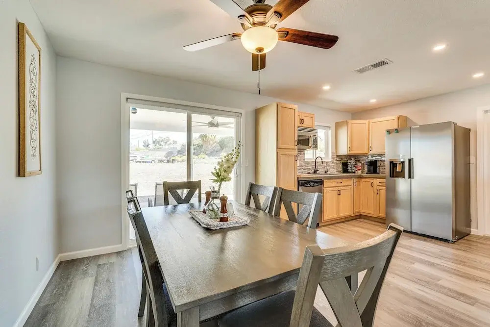 2 Mi to Lake Havasu: Home w/ Patio! — фото 2