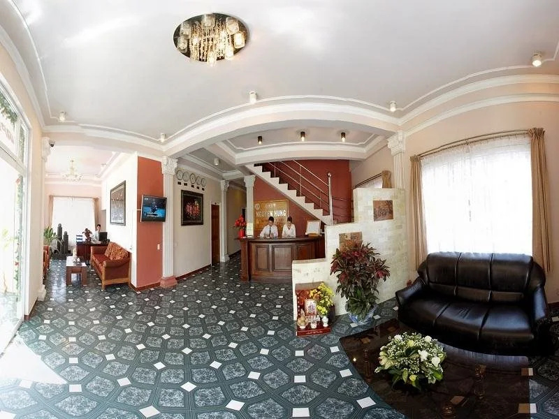 Lobby & Reception