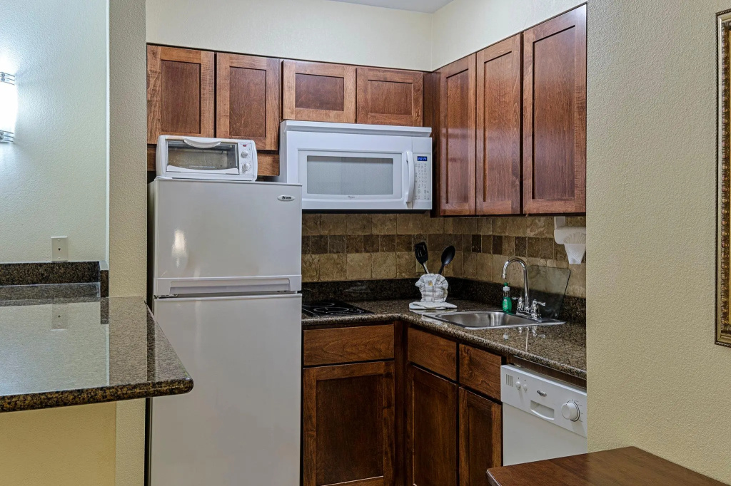 Staybridge Suites Harrisburg by IHG - Chambres