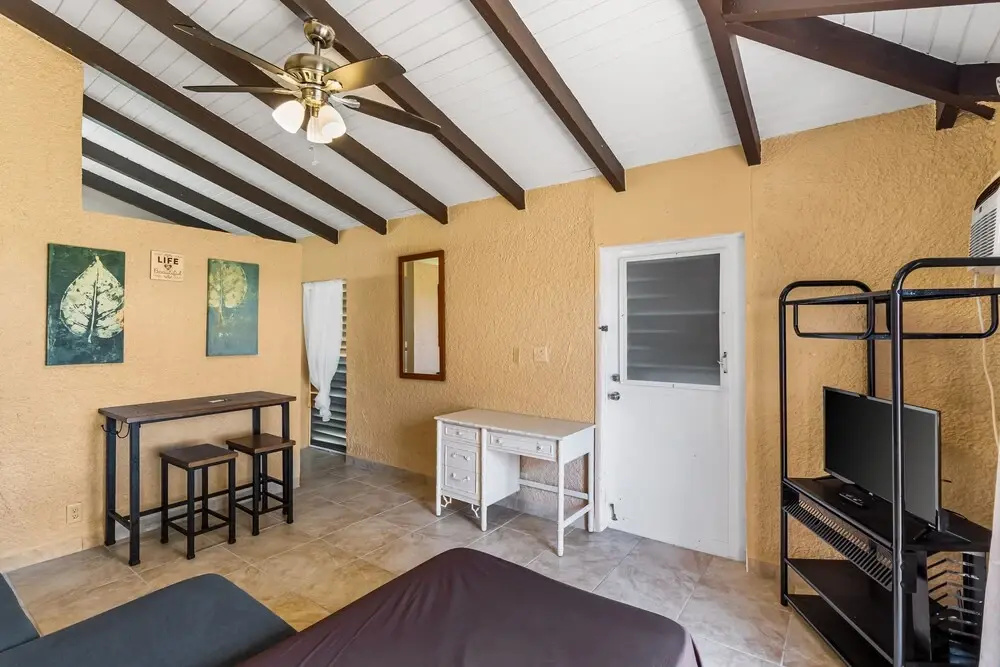 A Getaway From Your Getaway 1 Bedroom Condo by RedAwning