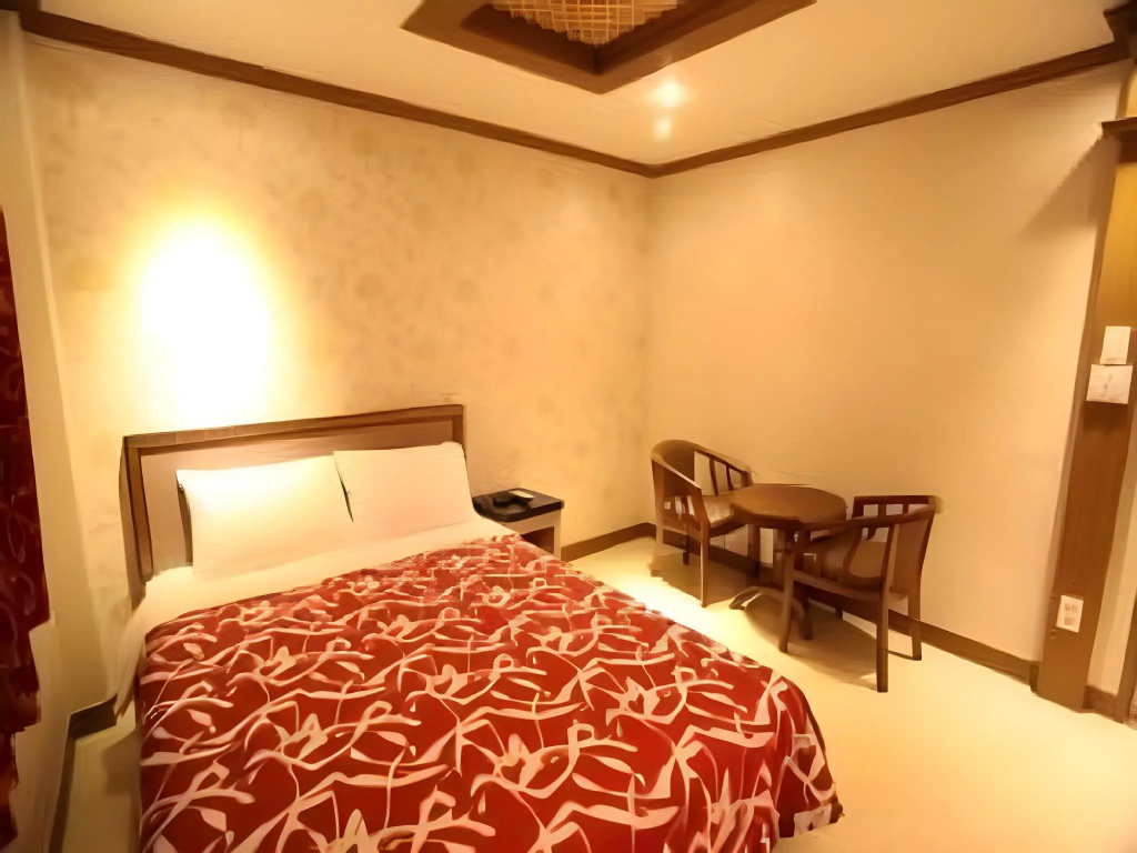 Morice Hotel — 4