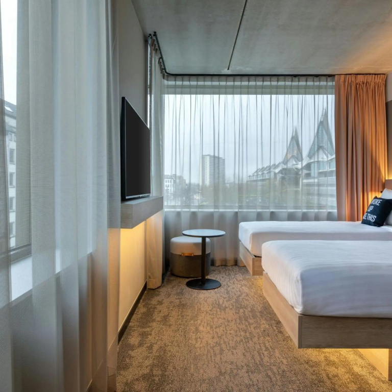 Moxy Antwerp — 4