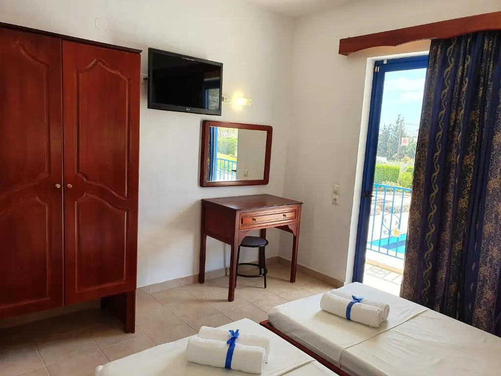 Economy room
