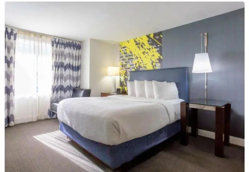 Comfort Inn & Suites Baltimore Inner Harbor - Chambres