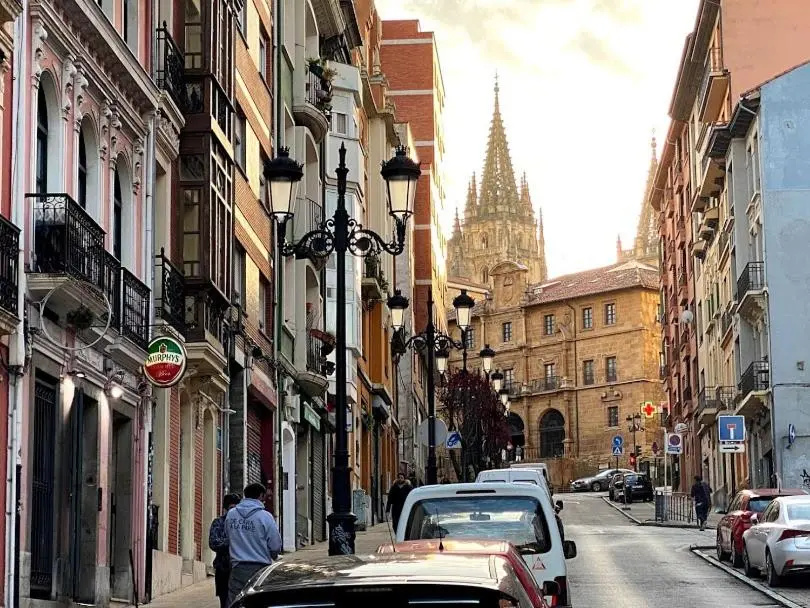 12 Calle Martínez Vigil