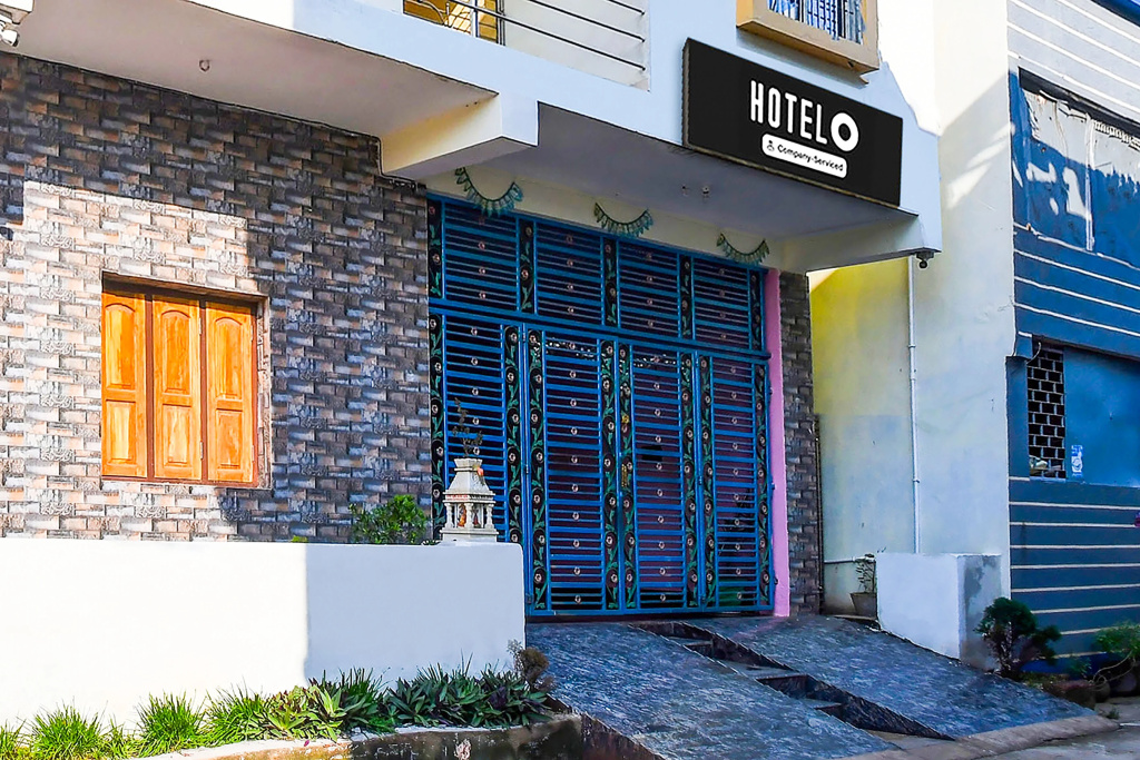 OYO 86280 Kirti Inn