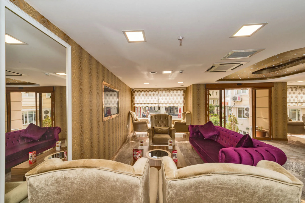 Grand Pamir Hotel — фото