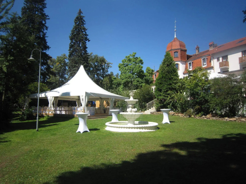 Parkhotel Schillerhain - Général