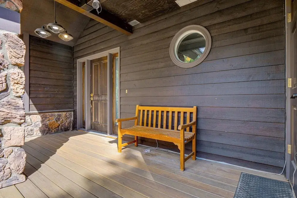 1 Mi to Ski Lift: Mtn-view Breck Home w/ Hot Tub!