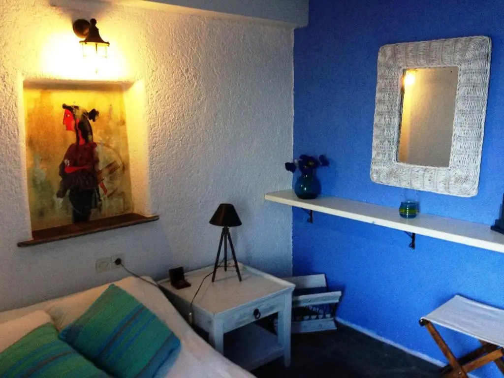 2 Bedrooms Cottage