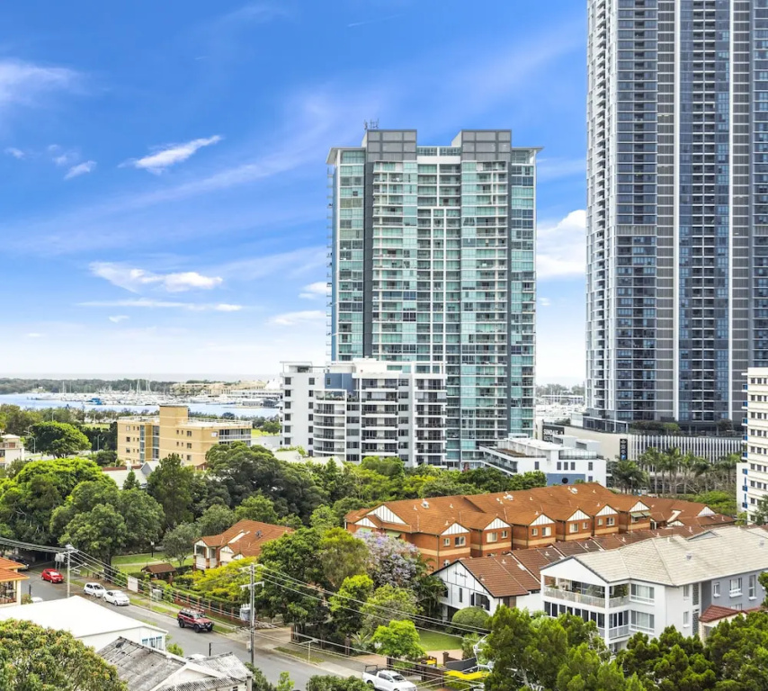 Marquee Penthouse - GCLR