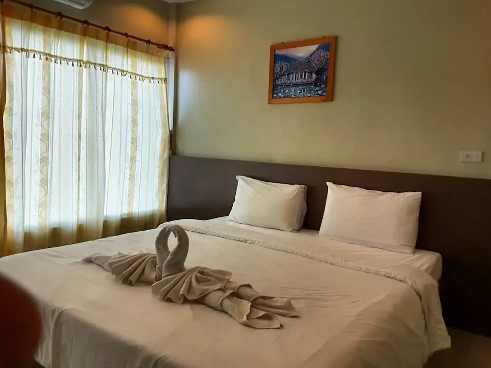 Standard Double room with balcony (full double bed)