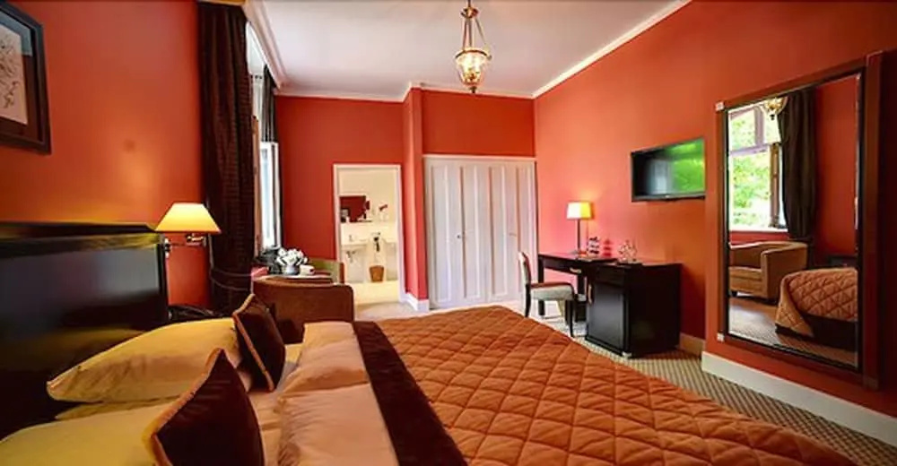 Graflicher Park Grand Resort - Chambres