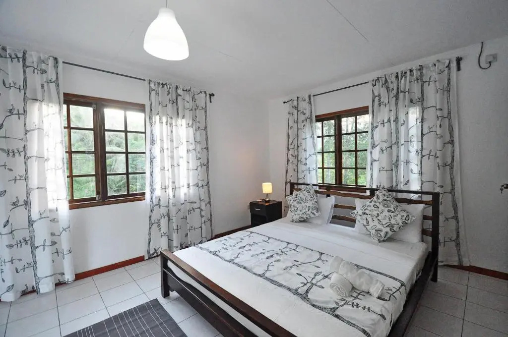 Petit Baie Chalets - Chambres
