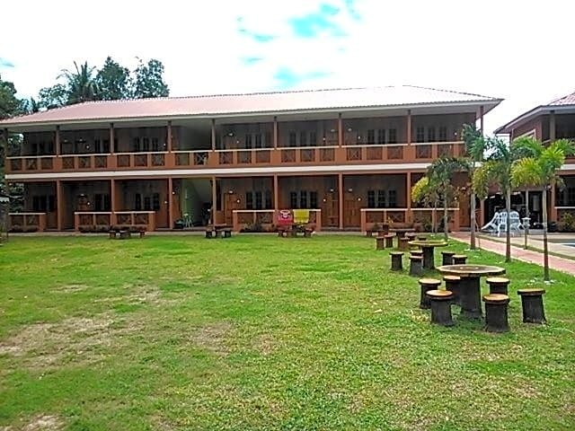 Purnama Beach Resort