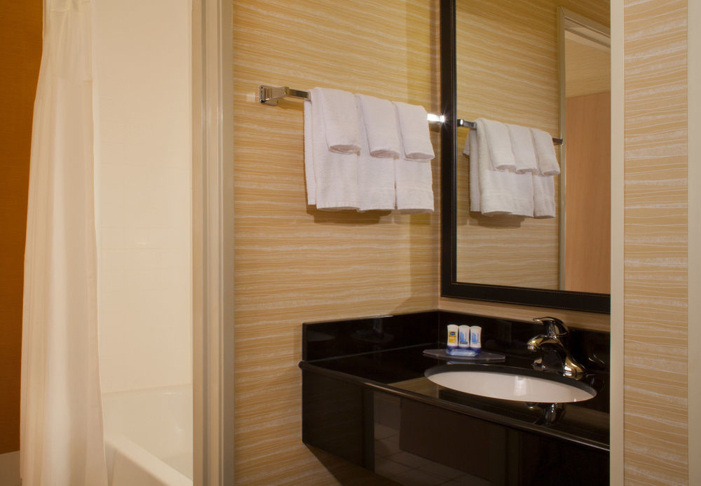 Fairfield Inn & Suites Austin-University Area