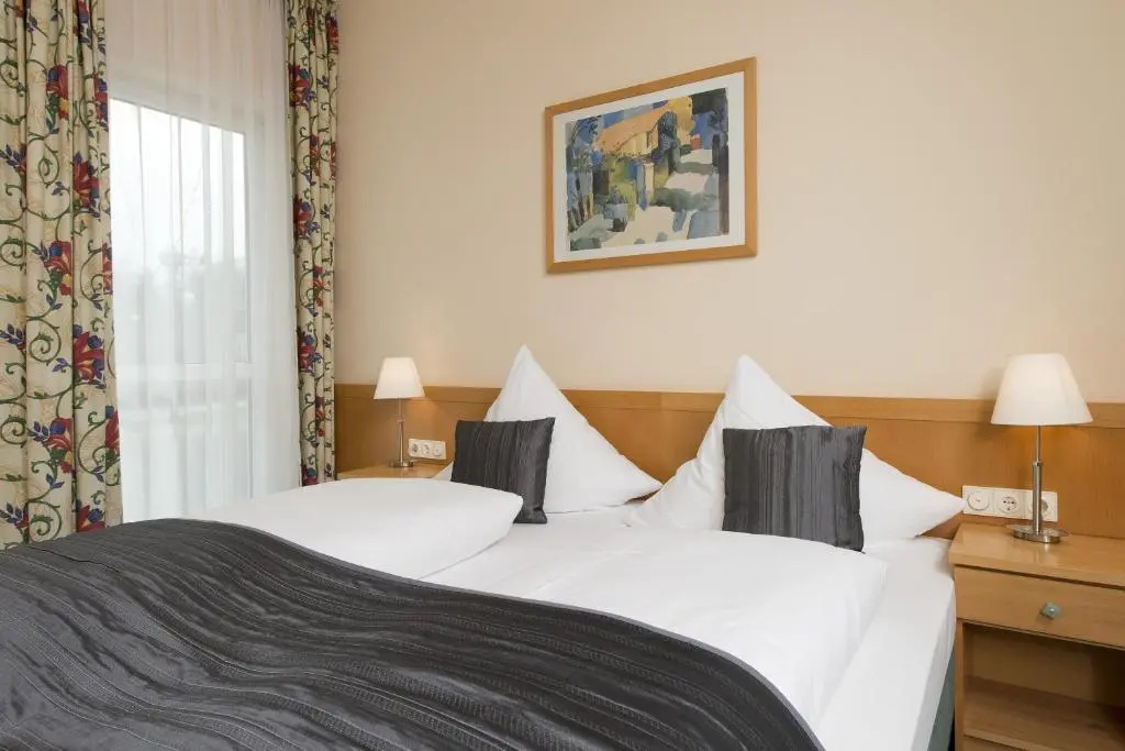 Hotel Schloss Schweinsburg - Chambres