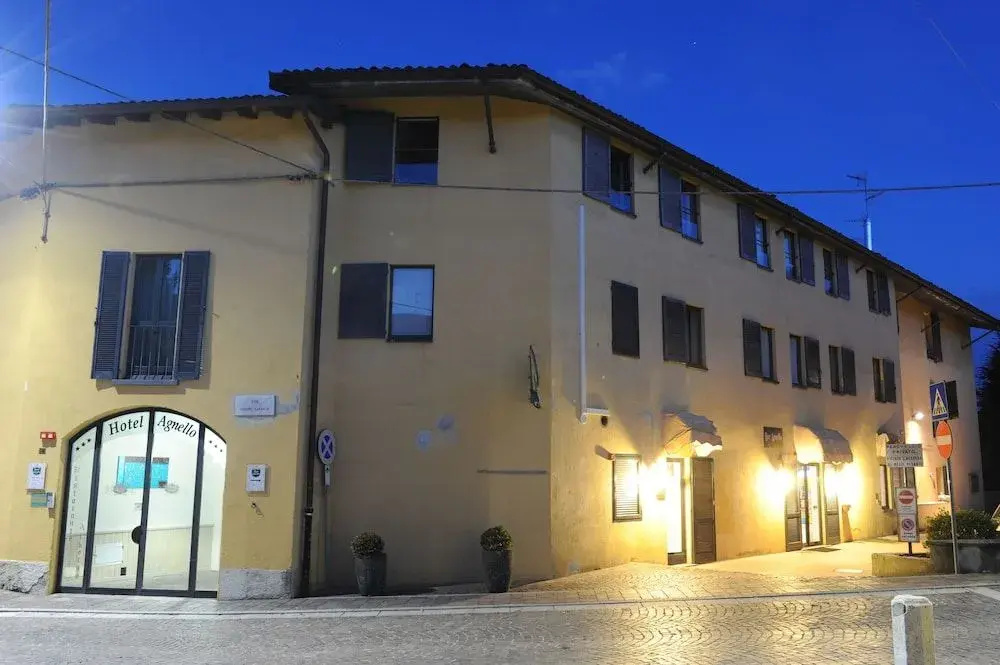 Hotel photo 1