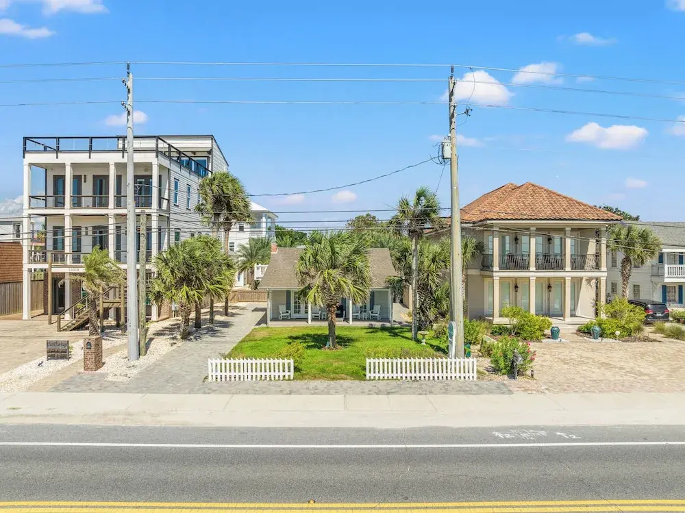 Cute Beach Cottage Steps to the Beach! Panama City Beach, FL!