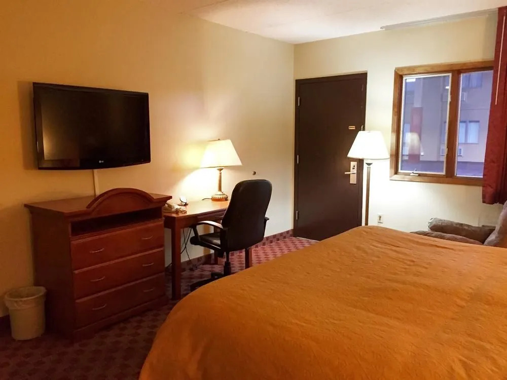 Quality Inn & Suites — фото 4