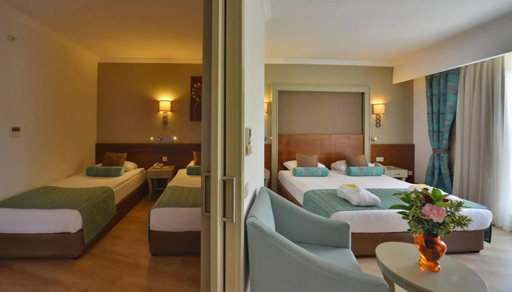 Hotel photo 32