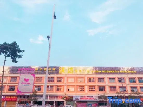 Love Me Couples Theme Hotel