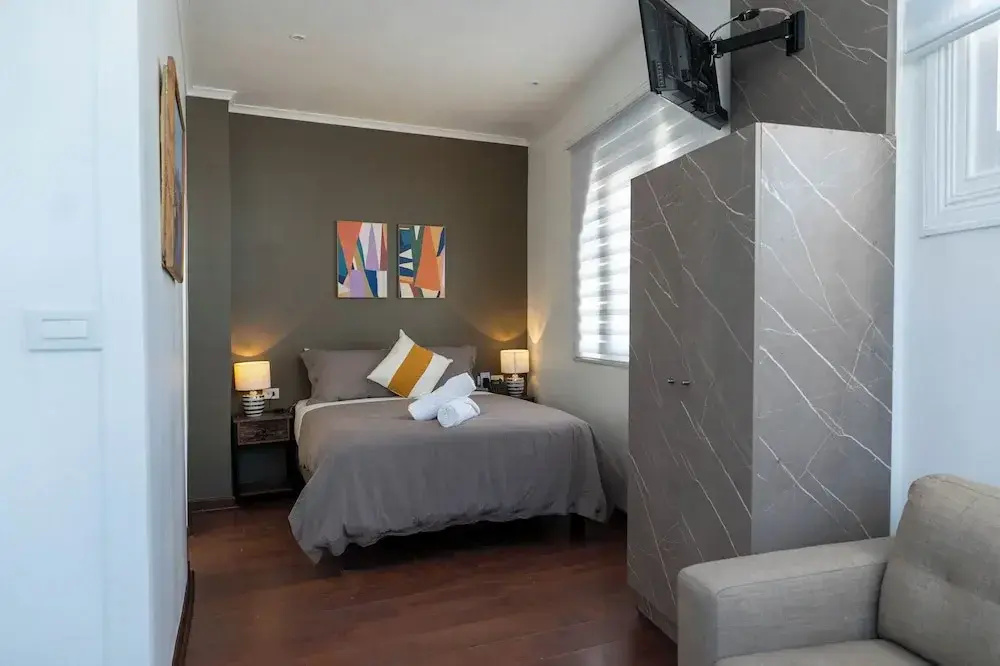 Comfort room