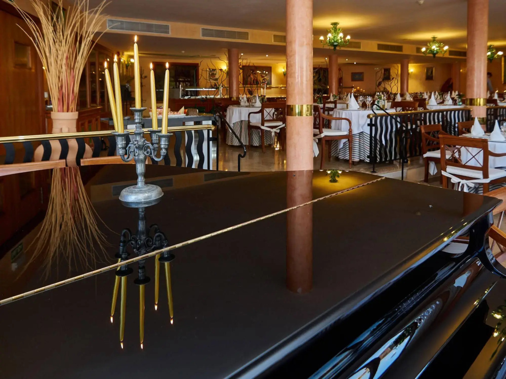 Hotel Petit Cala Fornells - Général