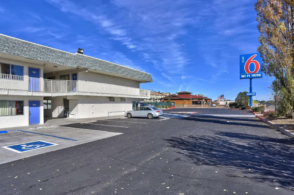 Motel 6 Flagstaff, AZ - Butler