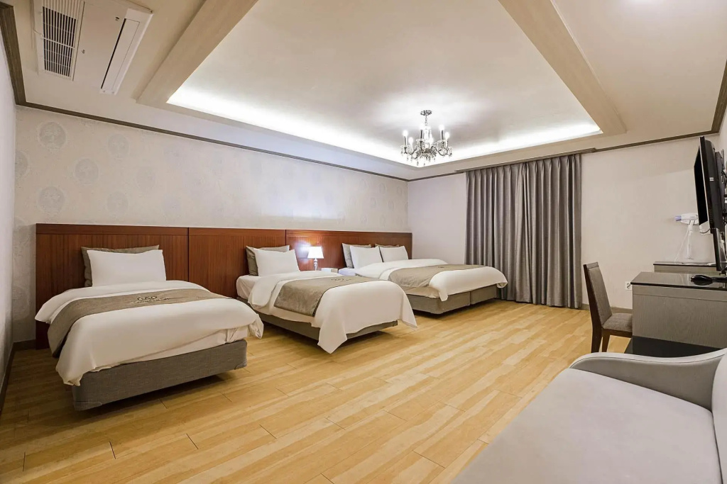 Family Suite