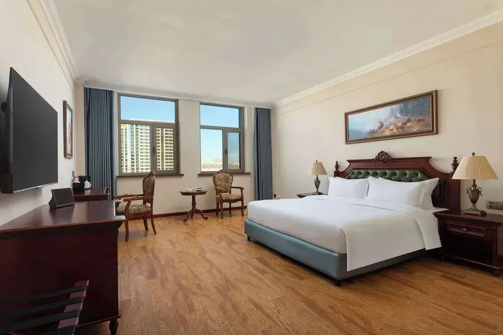 Deluxe Double room (full double bed)