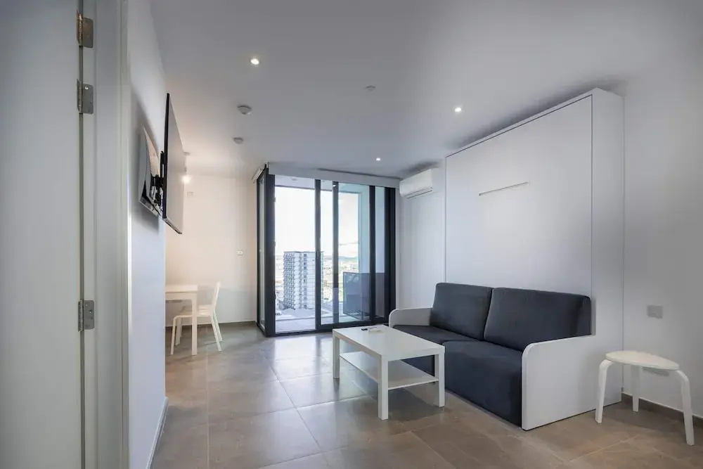 Top Studio With View-hosted by Sweetstay - фото 10
