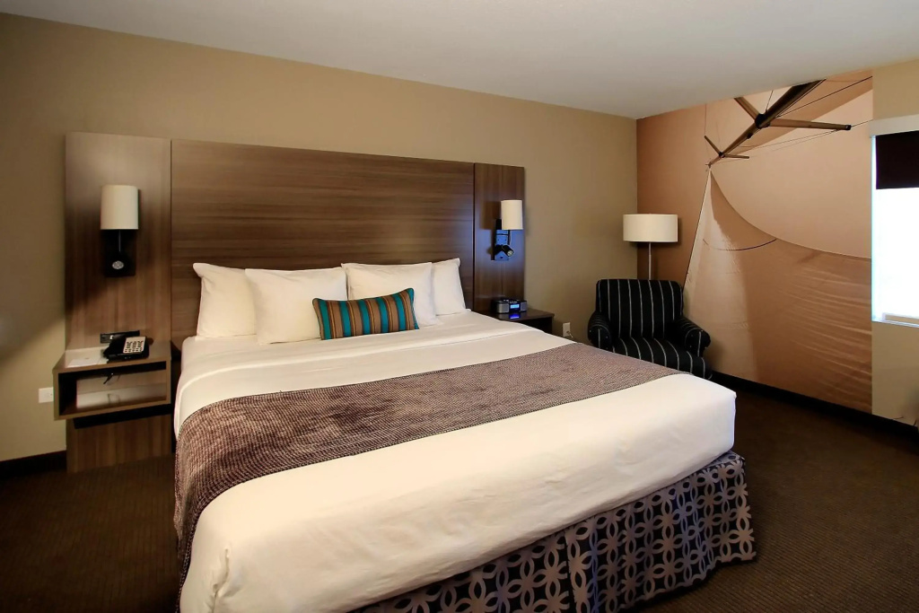 Executive Inn & Suites Embarcadero Cove - Général