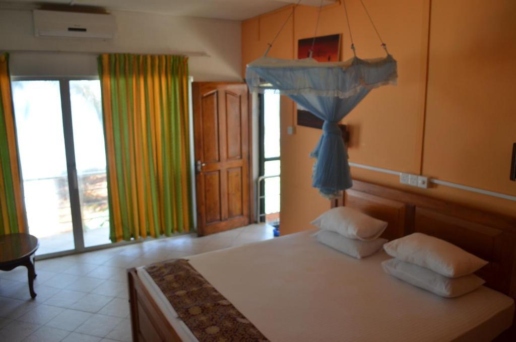 Hotel Paradiso