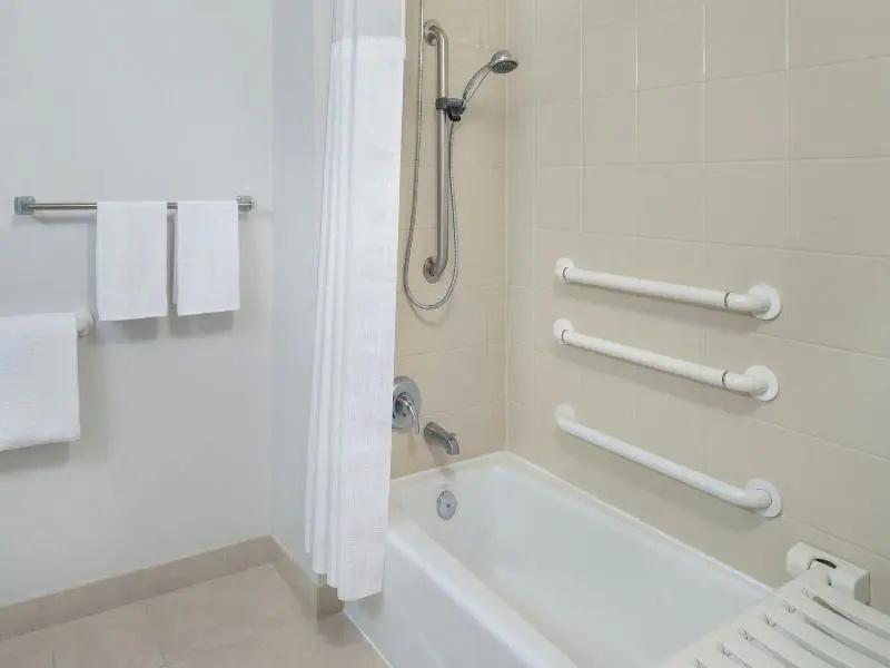 Courtyard by Marriott Miami Airport - Chambres