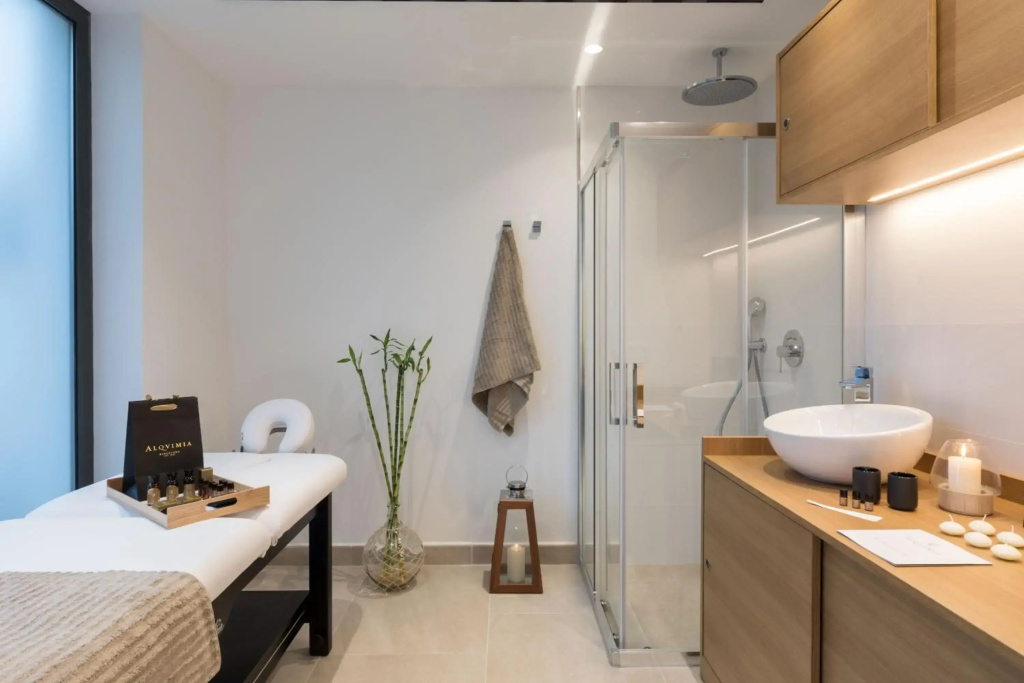 Bordoy Alcudia Port Suites - Adult Only - фото 10