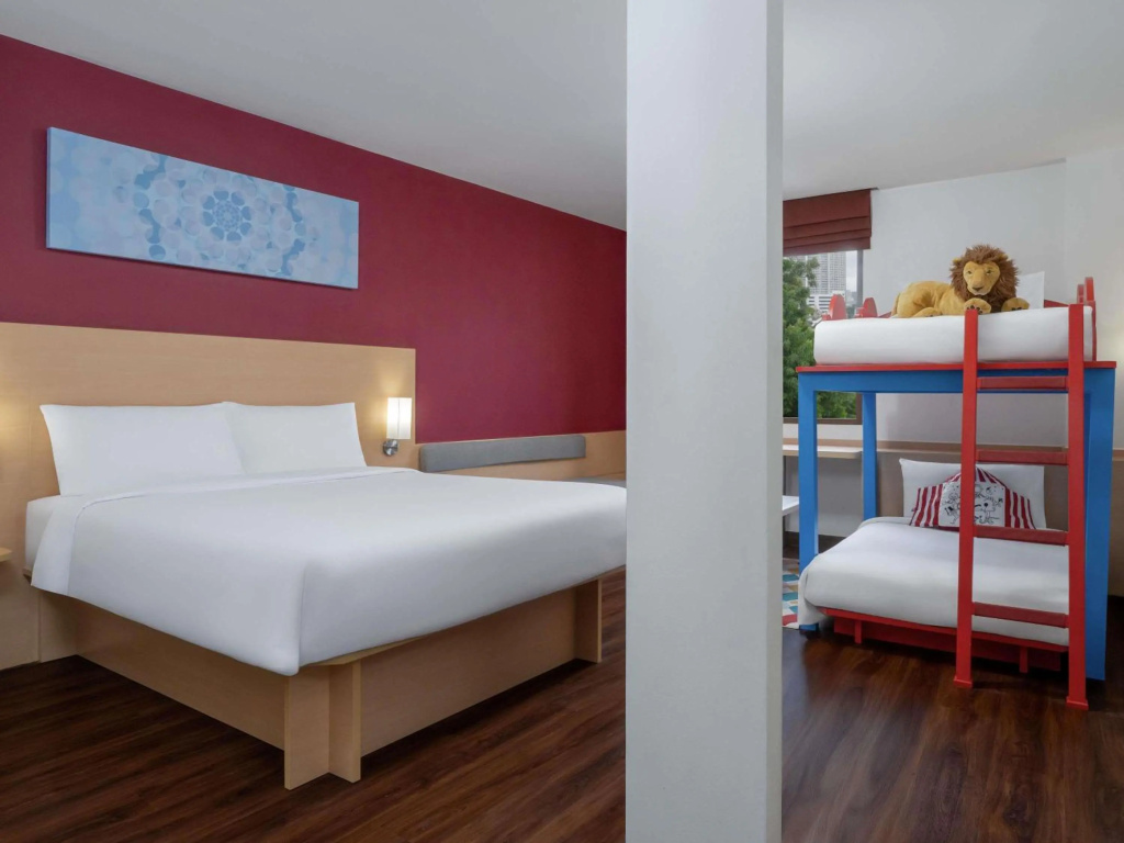 Отель ibis Bangkok Riverside в Бангкоке