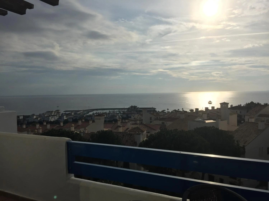 Duquesa suite and golf with a spectacular sea view