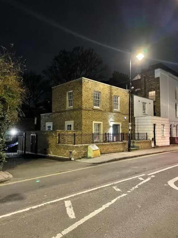 4 Islington Park Street