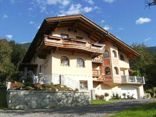 Apartment Brandl