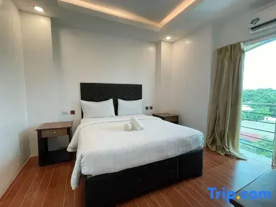 Deluxe Double room (twin beds)