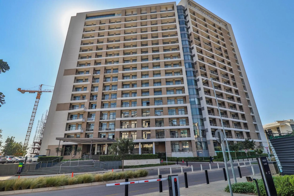 301 Menlyn Maine Trilogy Apartment