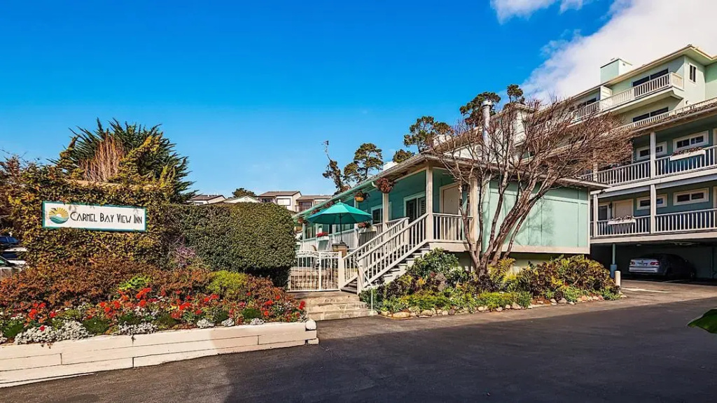 Carmel Bay View Inn - 3