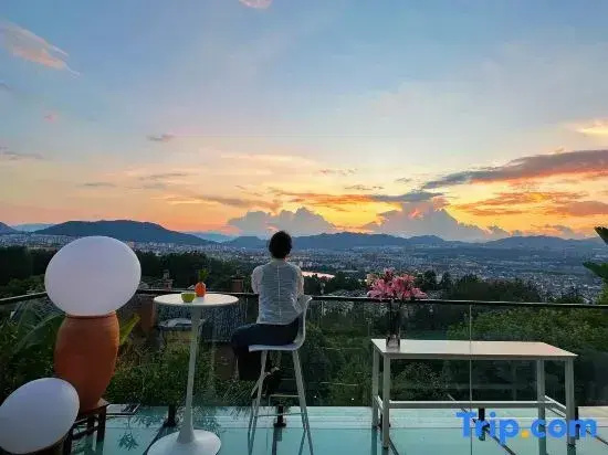 Oxysen Pool Hot Spring Hotel