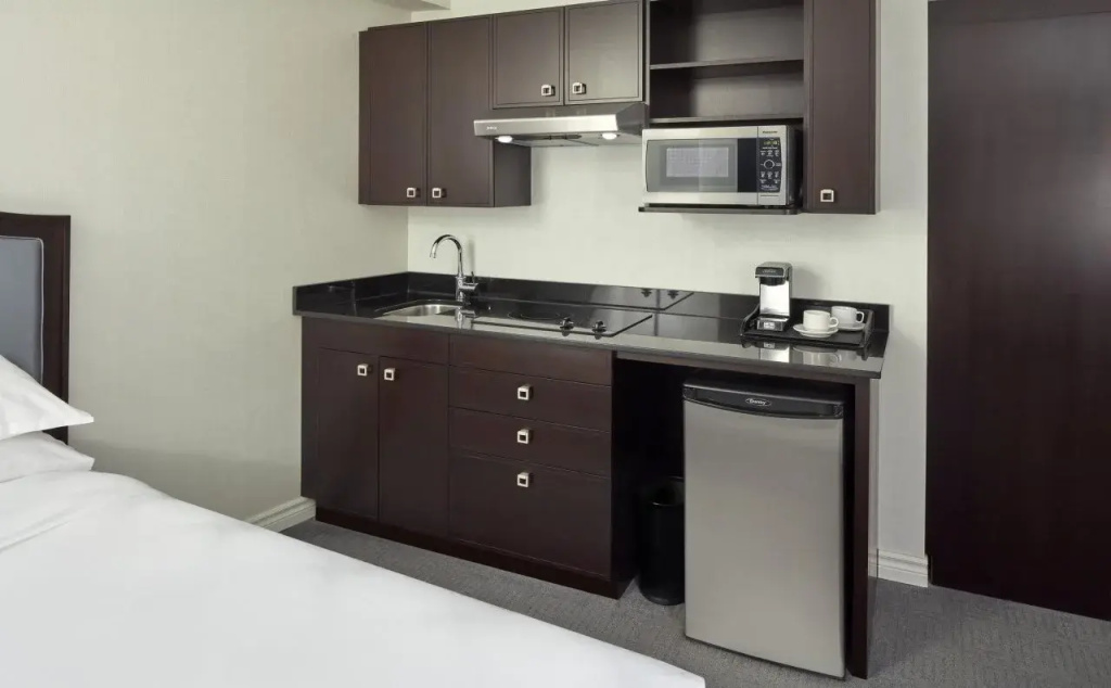 Sheraton Montreal Airport Hotel - Général