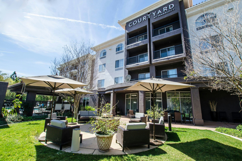 Courtyard by Marriott Ventura Simi Valley