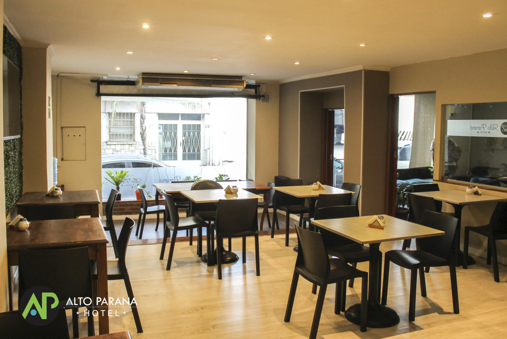 Food & Beverage